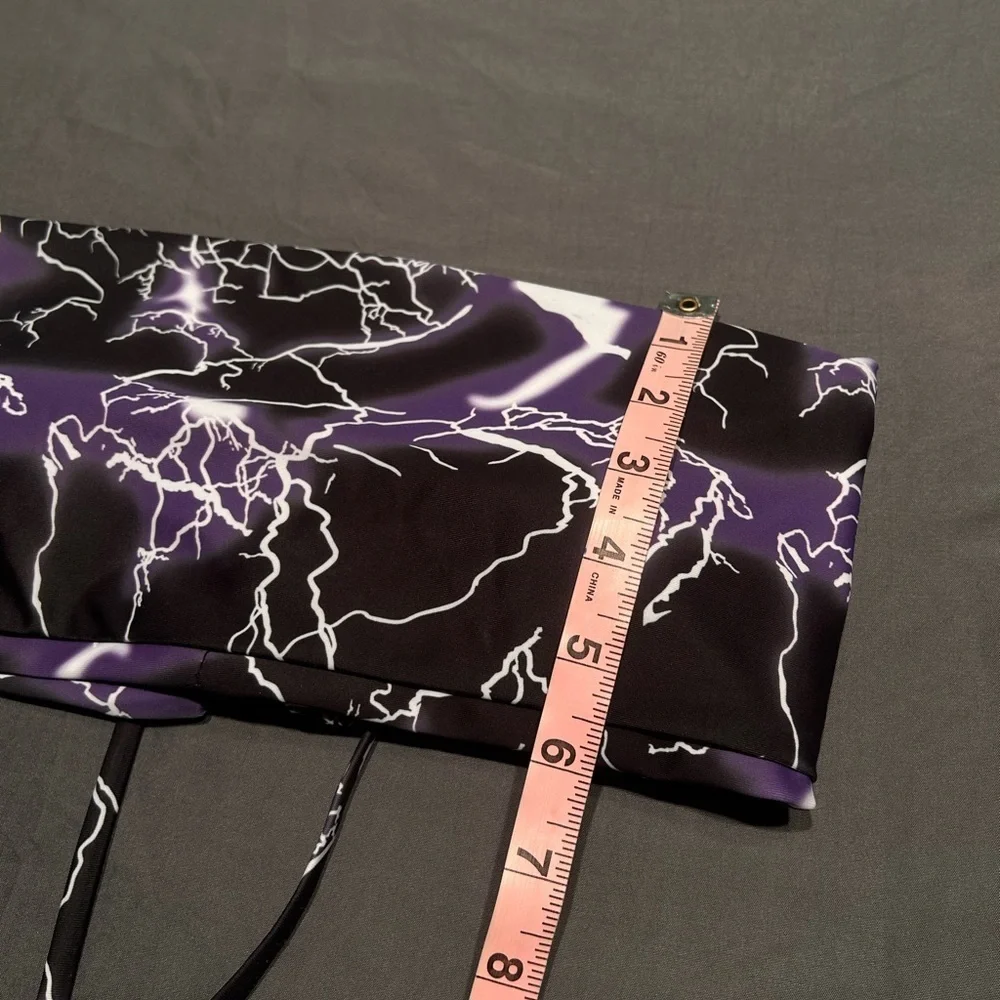 SHEIN Black & Purple Lightening Print Strapless Bikini Top